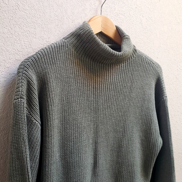 Zara sweater! - Picture 3 of 12